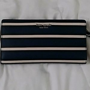 NEW KATE SPADE WALLET